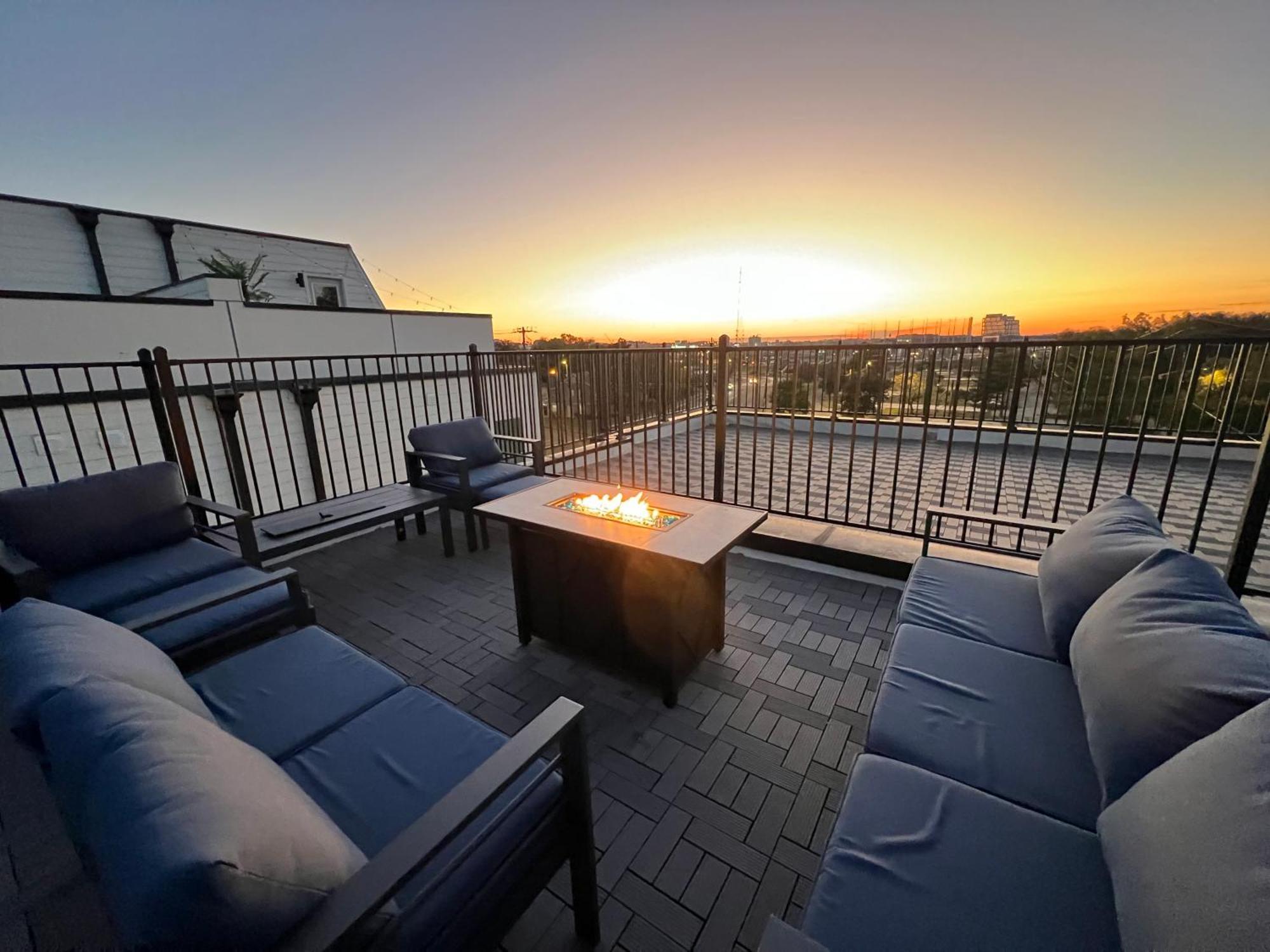 New Elevations Rooftop 5 Min To Downtown Nash Nashville Bagian luar foto